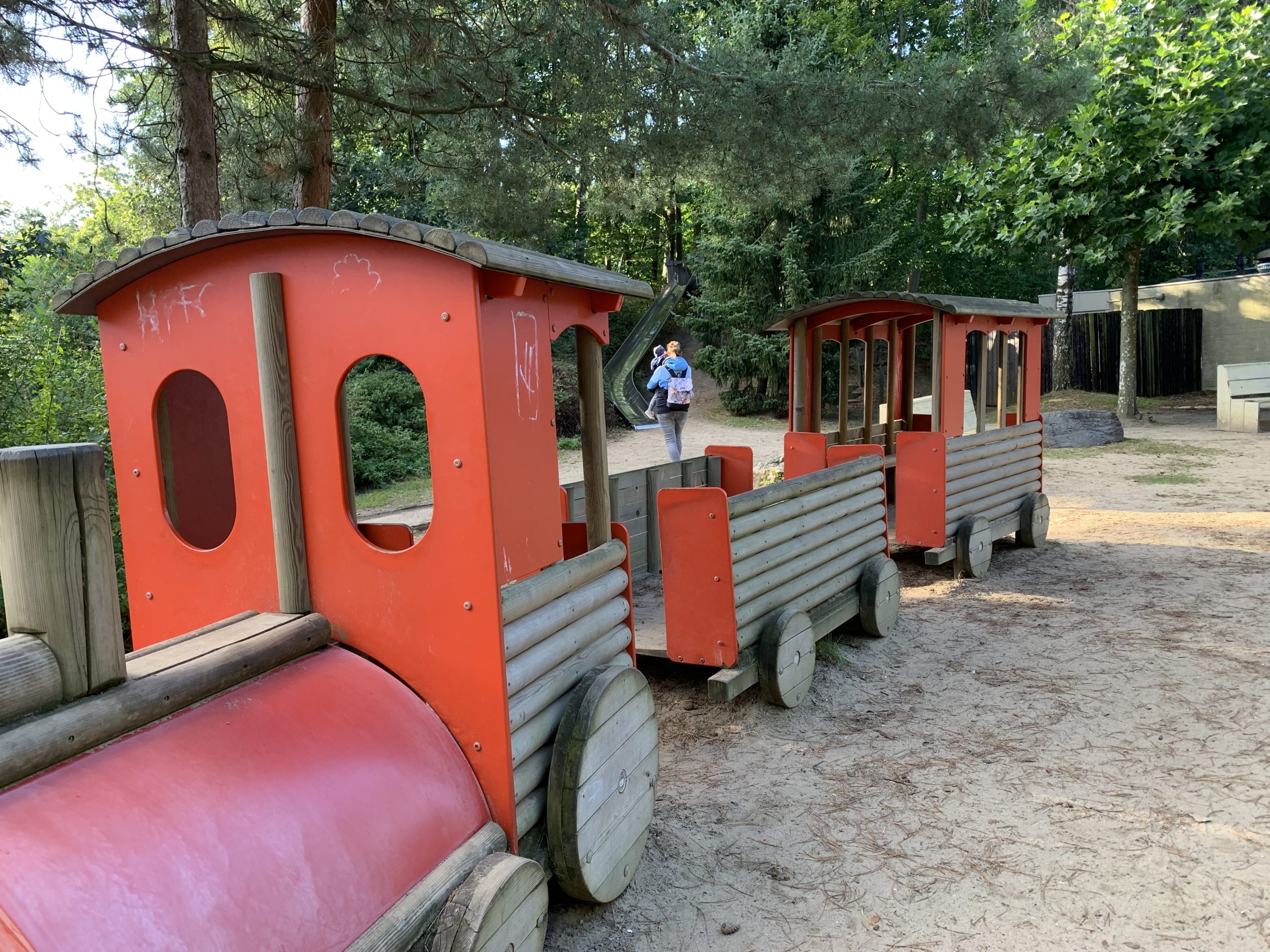 05 Spielplatz
