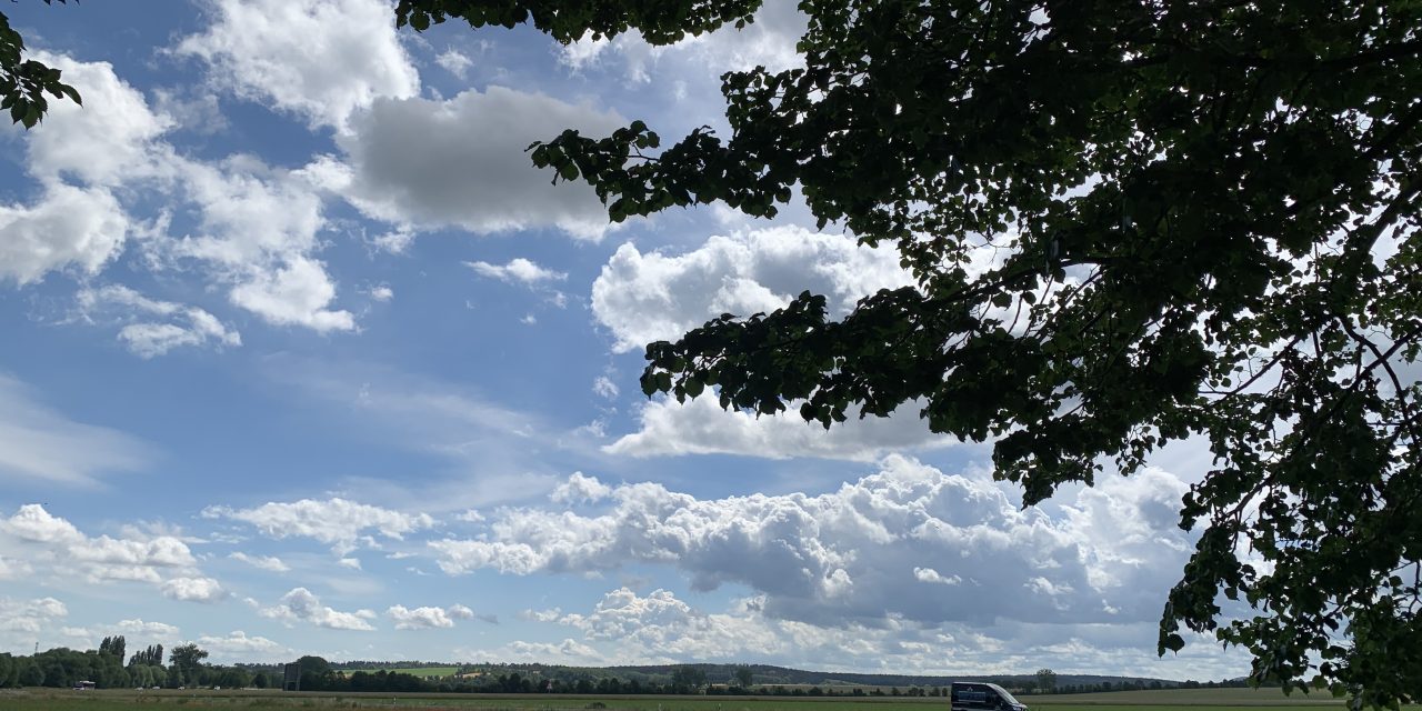 Zuckerwatte am Himmel