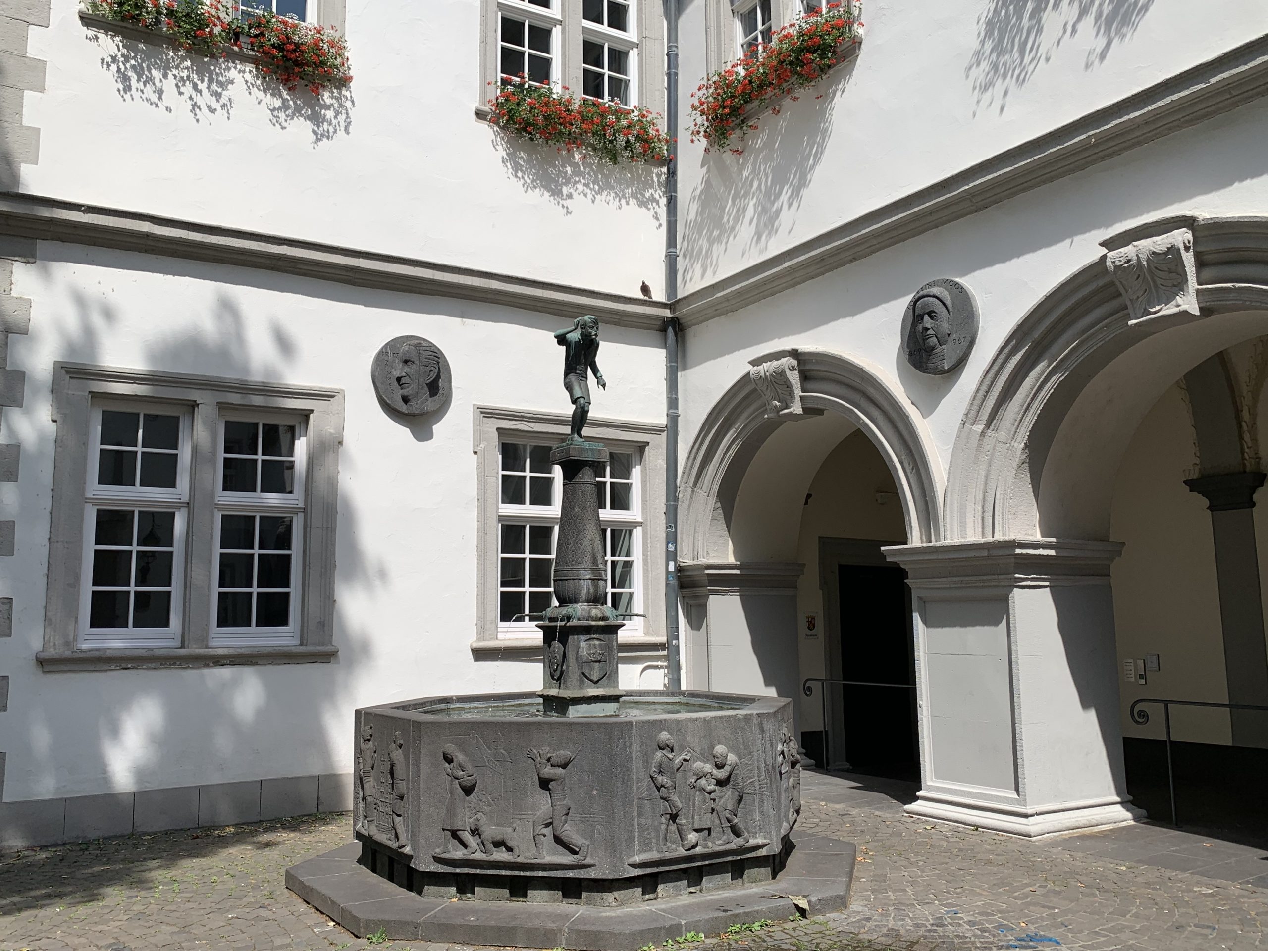 06 Schaegelbrunnen