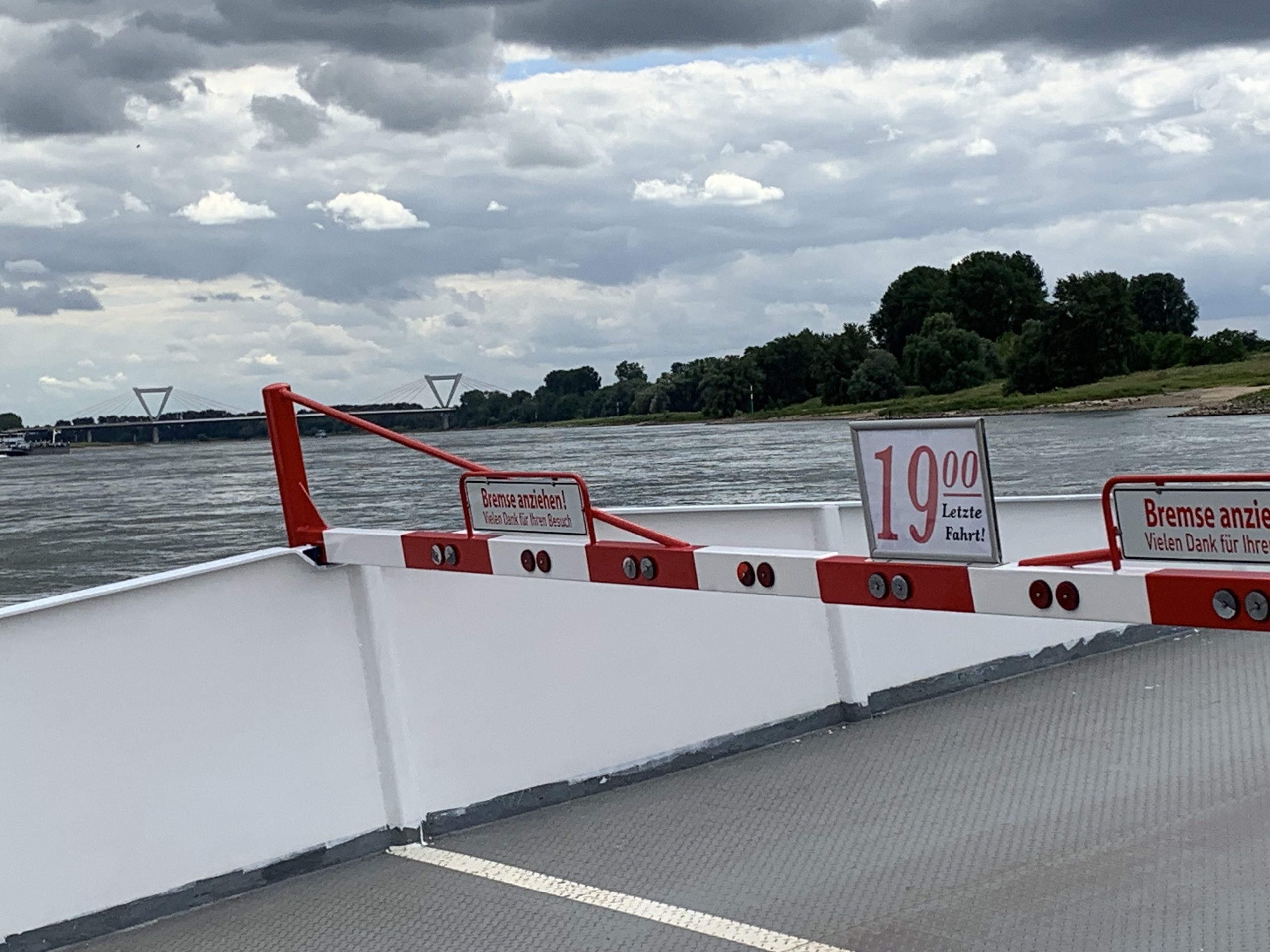 10 auf der Fähre 6